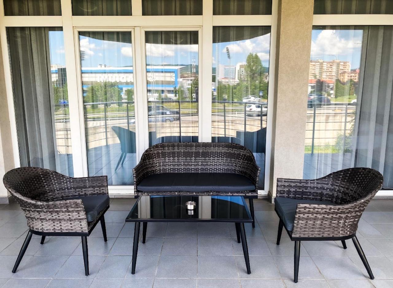 Swiss Apartments Prishtina Пристина Екстериор снимка